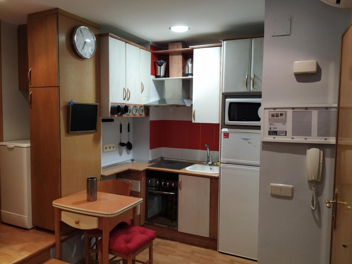 Apartamentos Deluxe Barajas Madrid Exterior foto