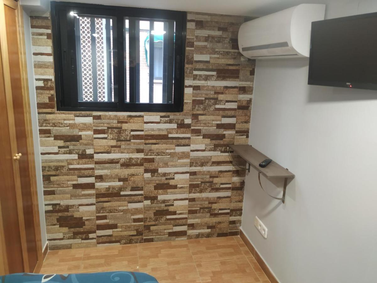 Apartamentos Deluxe Barajas Madrid Exterior foto