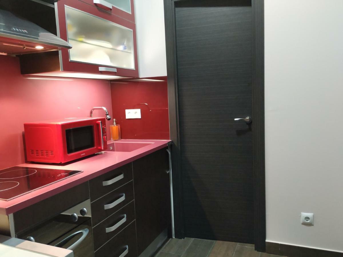 Apartamentos Deluxe Barajas Madrid Exterior foto